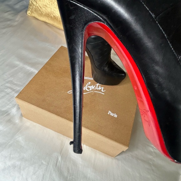 Christian Louboutin Armor Nappa 160 Booties - Picture 9 of 15
